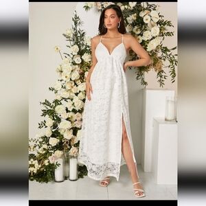 White lace maternity dress